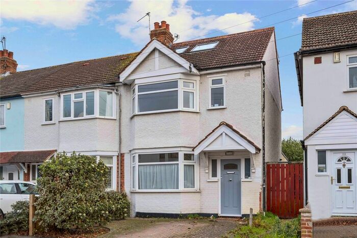 4 Bedroom End Of Terrace House To Rent In Tennyson Avenue, New Malden, Surrey, KT3