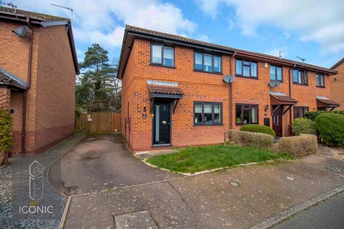 3 Bedroom Terraced House To Rent In Coopers Close, Taverham, Norwich, NR8