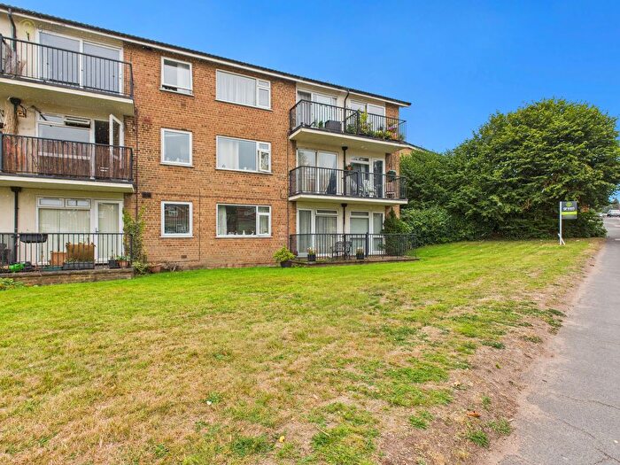 1 Bedroom Flat For Sale In Rectory Road, Sutton Coldfield, B75
