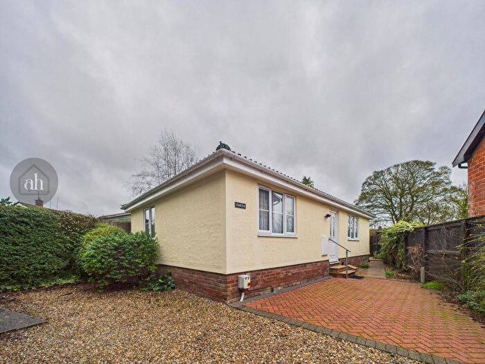 2 Bedroom Detached Bungalow For Sale In Chalk End, Ixworth, IP31