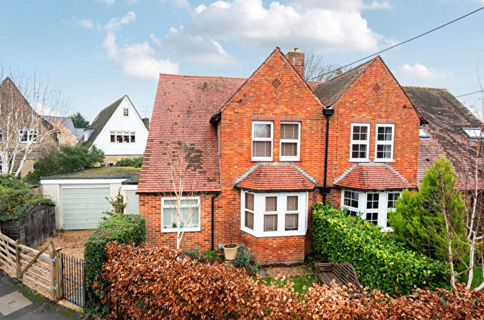 2 Bedroom Semi-Detached House For Sale In Recreation Road, Woodstock, Oxfordshire, OX20