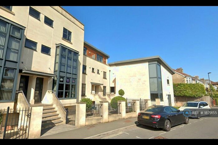 3 Bedroom End Of Terrace House To Rent In St John's Road, Bath, BA2