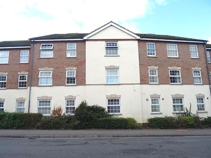 1 Bedroom Flat To Rent In Eastgate Gardens, Taunton, TA1