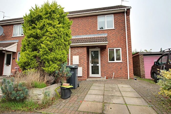 2 Bedroom Town House To Rent In Brightys Opening, Norwich, NR2