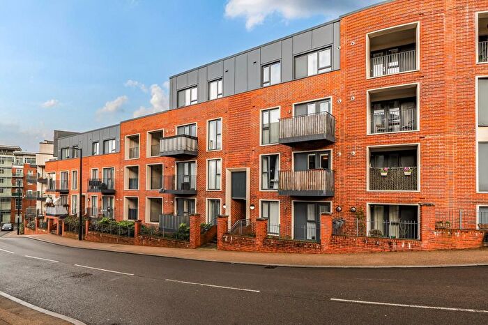 2 Bedroom Flat To Rent In Suffield Lodge, High Wycombe, HP11