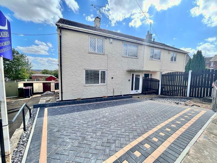 3 Bedroom Semi-Detached House To Rent In Rose Crescent, Rawmarsh, S62