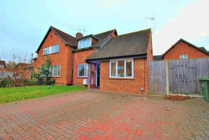 1 Bedroom Semi-Detached House To Rent In Almond Close, GU1