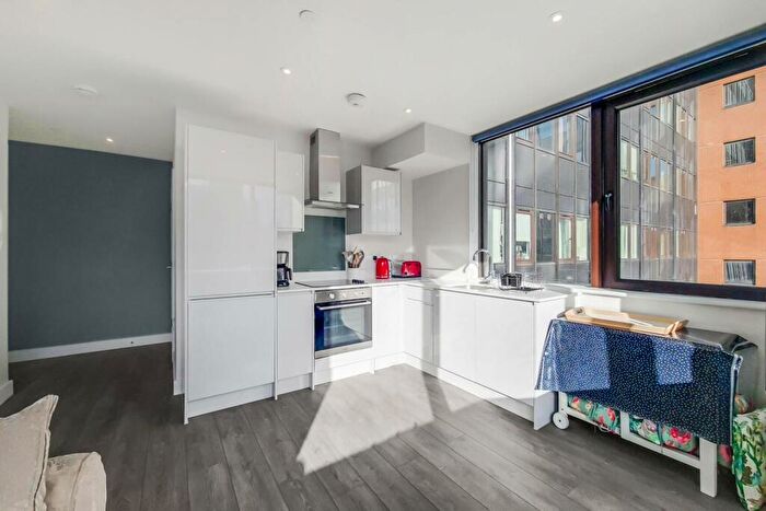 1 Bedroom Flat To Rent In Kymberley Road, Harrow, HA1