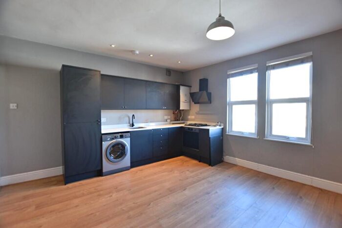2 Bedroom Apartment To Rent In West Street, Bedminster, Bristol, BS3