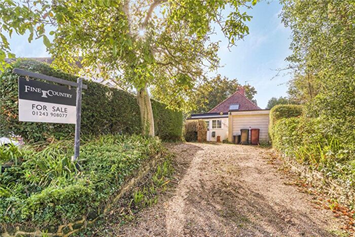 4 Bedroom Detached House For Sale In Bosham Lane, Bosham, West Sussex, PO18