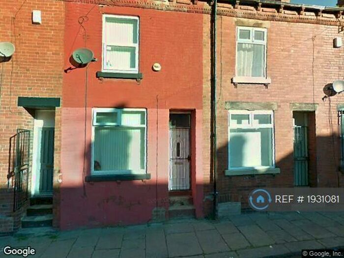 4 Bedroom Terraced House To Rent In Nowell Mount, Leeds, LS9