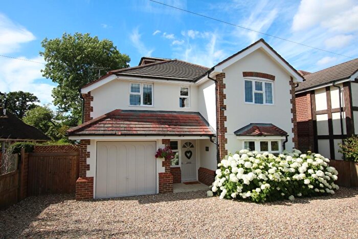 5 Bedroom Detached House For Sale In The Ballands North, Fetcham, KT22