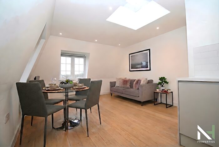 1 Bedroom Flat To Rent In Queens Parade, Queens Road, Hendon, NW4