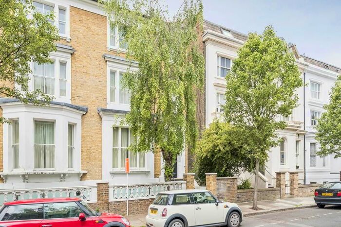 2 Bedroom Flat To Rent In Girdlers Road, London, W14