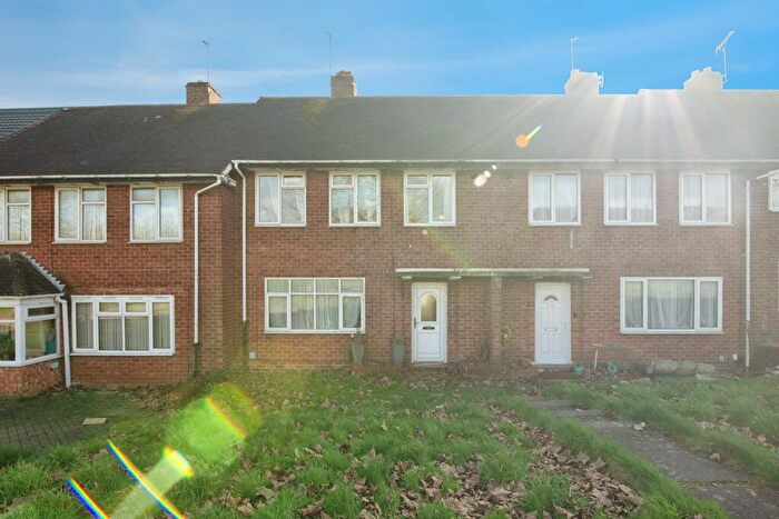 3 Bedroom Terraced House For Sale In Quinton Road, Birmingham, B17