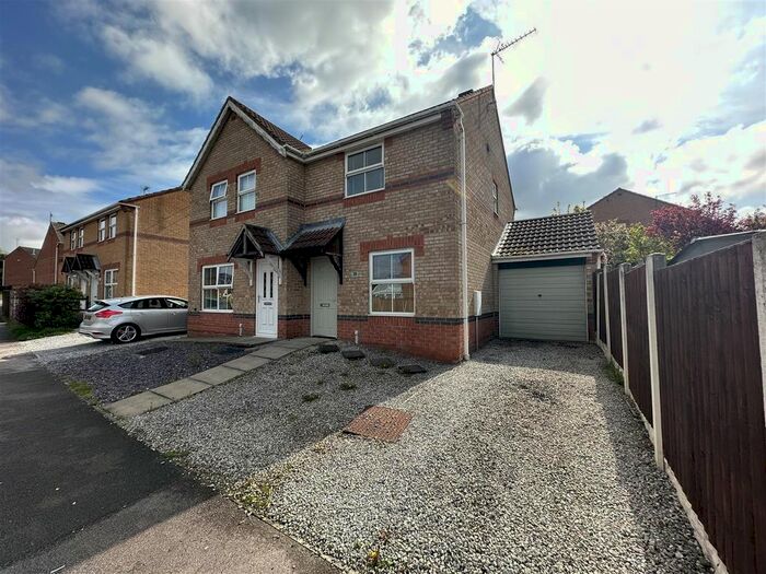 2 Bedroom Semi-Detached House To Rent In New Hucknall Waye, Huthwaite, Sutton-In-Ashfield, NG17
