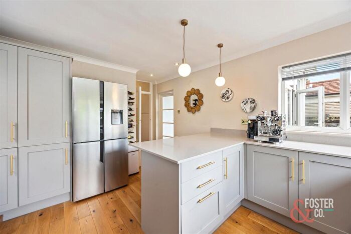 2 Bedroom Flat For Sale In Carlisle Road, Hove, BN3