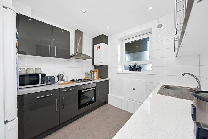 1 Bedroom Flat For Sale In Bredel House, Limehouse, London, E14