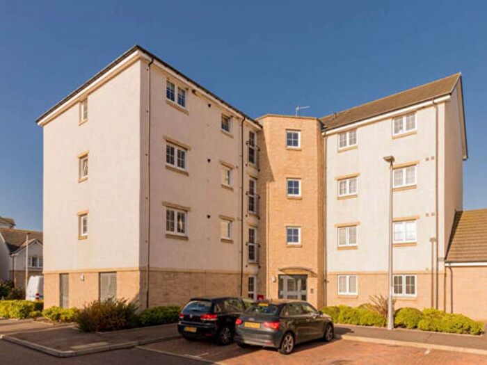 1 Bedroom Flat To Rent In Dauline Road, South Queensferry, Midlothian, EH30