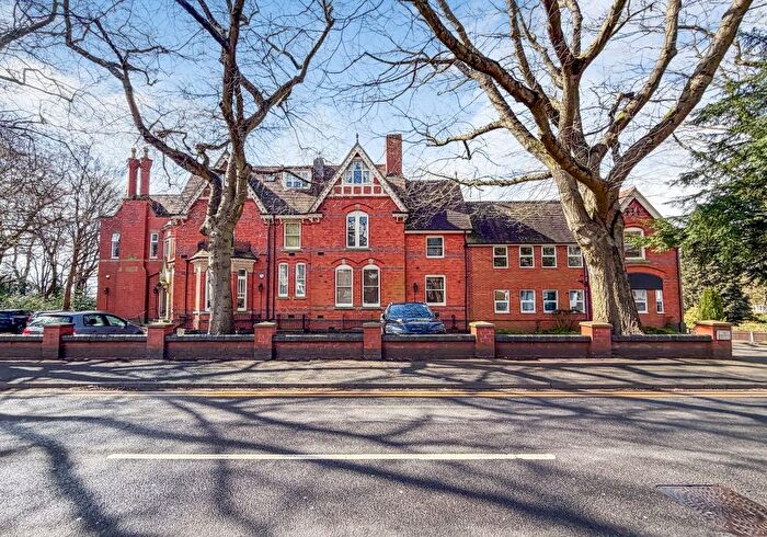 1 Bedroom Flat For Sale In Flat Oakhurst, Anchorage Road, Sutton Coldfield, West Midlands, B74