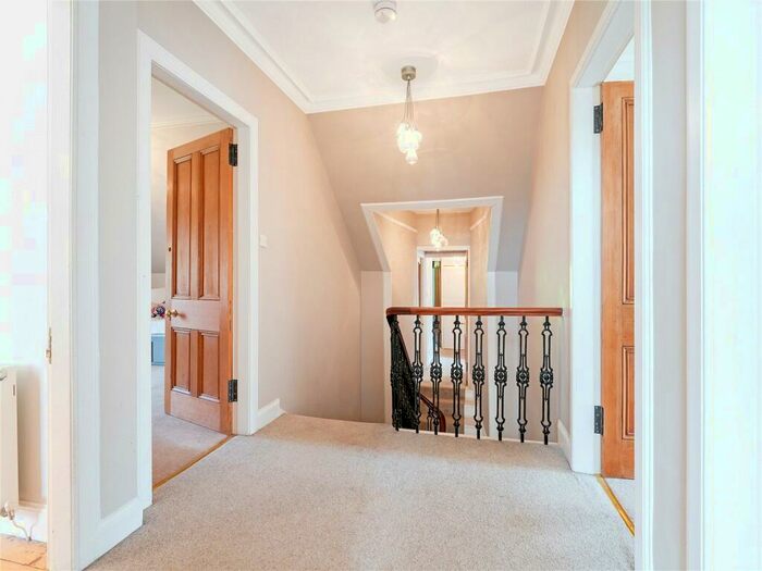 5 Bedroom Detached House For Sale In Garelochhead, Helensburgh, Argyll