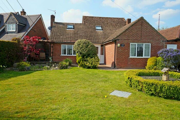 4 Bedroom Detached Bungalow For Sale In Ingoldfield Lane, Newtown, Fareham, PO17