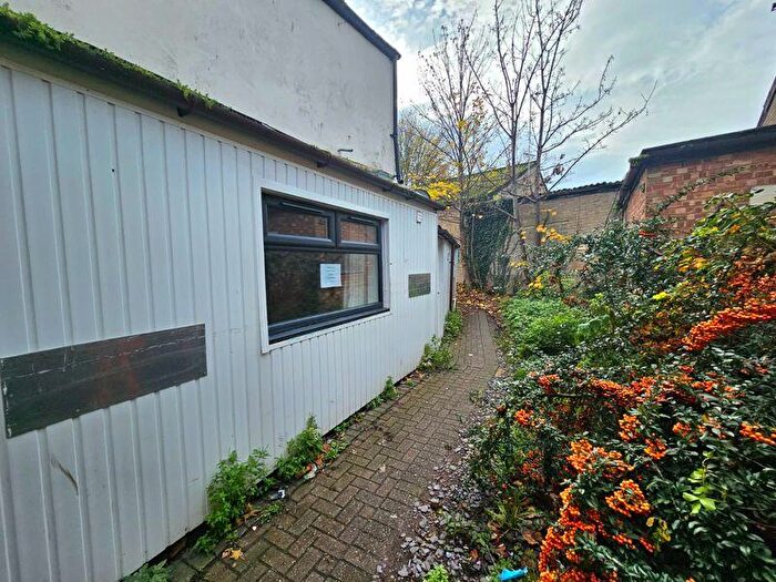 Detached House To Rent In Eastgate Street, Gloucester, GL1