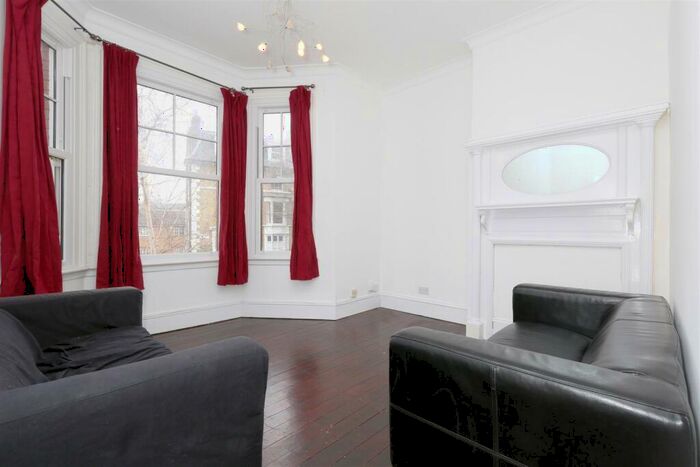 2 Bedroom Flat To Rent In Manor Road, Stoke Newington, N16
