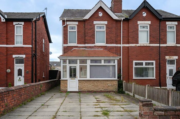 3 Bedroom Semi-Detached House For Sale In Lytham Road, Southport, PR9