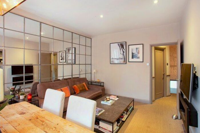 2 Bedroom Flat To Rent In Edith Grove, London, SW10