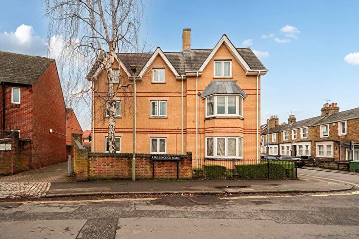 1 Bedroom Flat For Sale In Bullingdon Road, Oxford, OX4