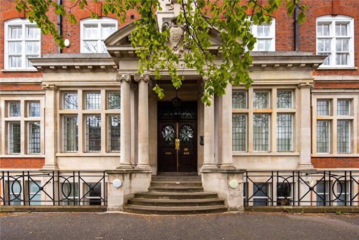 2 Bedroom Flat For Sale In Tredegar House, Bow Road, Bow, London, E3