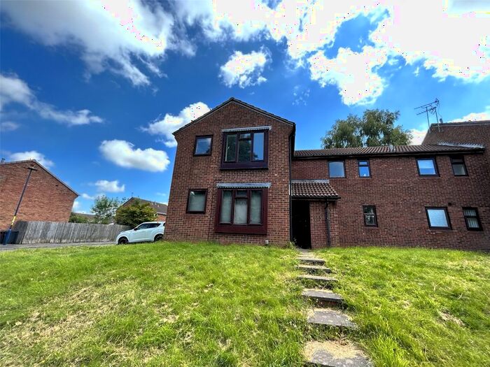 Studio To Rent In Newman Way, Rednal, Birmingham, B45