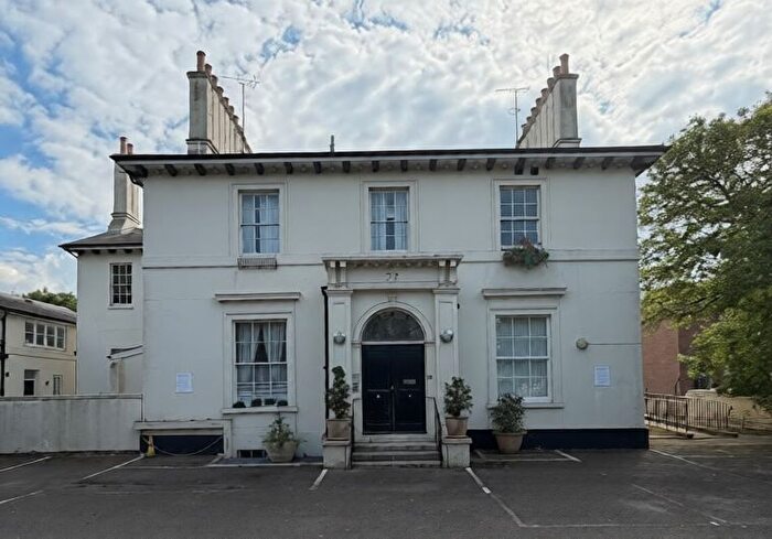 1 Bedroom Flat For Sale In Flat M, The Lodge, Leigham Court Road, Streatham Hill, London, SW16