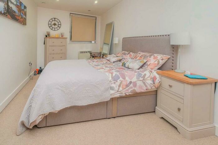 2 Bedroom Apartment To Rent In St. Pauls Square, Liverpool, Merseyside, L3