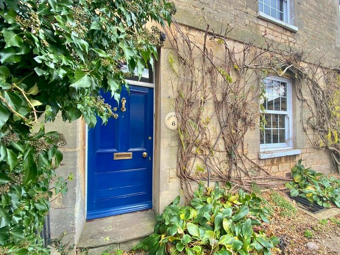 5 Bedroom Terraced House To Rent In Tower Street, Cirencester GL7