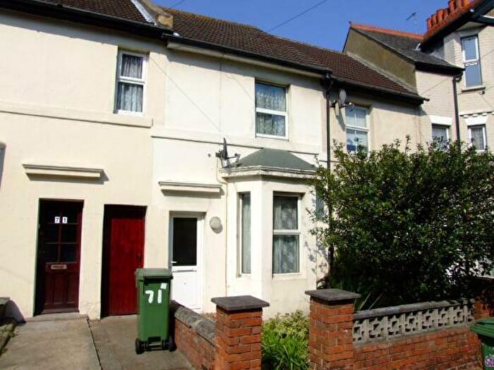 2 Bedroom House To Rent In Radnor Park Road, Folkestone, CT19