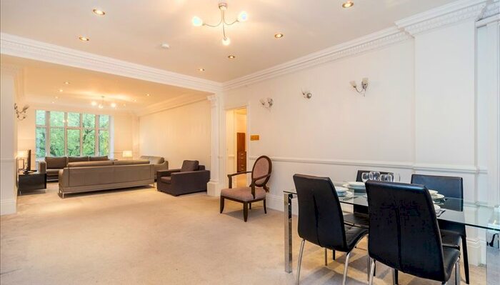 5 Bedroom Flat To Rent In Strathmore Court, St John's Wood, London, NW8