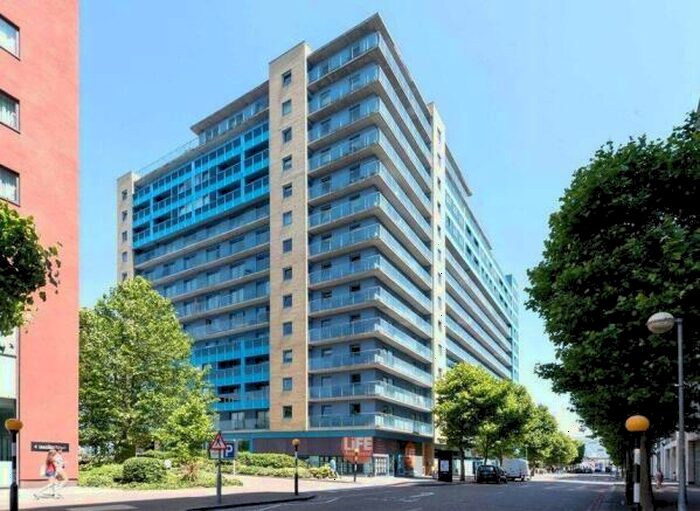 2 Bedroom Apartment To Rent In Westgate Apartments, Western Gateway, Royal Victoria Dock, Excel, London, E16