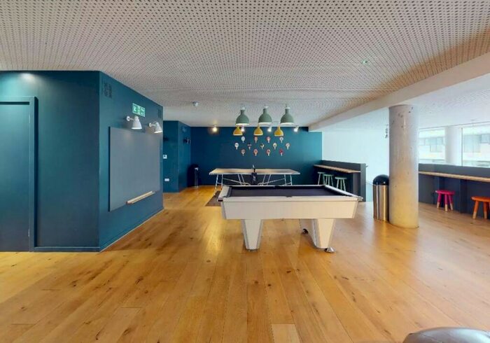 Flat To Rent In Iq Eastside Court, E1