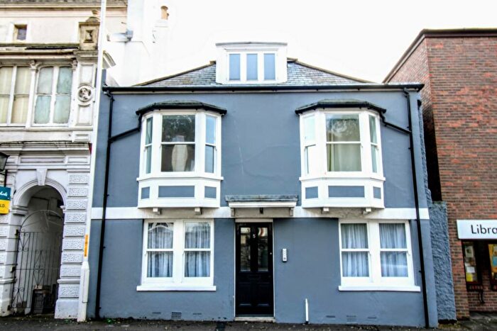 2 Bedroom Flat To Rent In Sandgate High Street, Sandgate, CT20