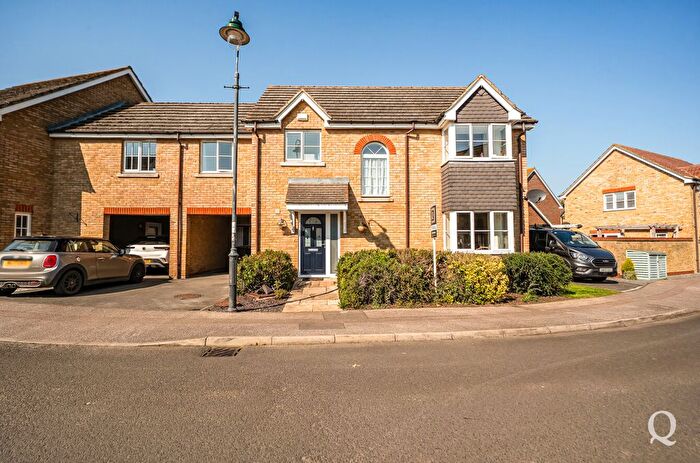 4 Bedroom Detached House For Sale In Chetney View, Iwade, Sittingbourne, Kent, ME9