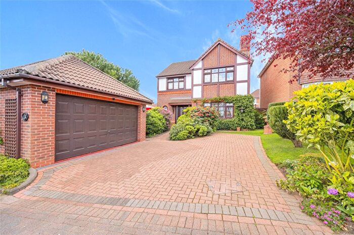 4 Bedroom Detached House For Sale In Pinners Fold, Norton, Runcorn, Cheshire, WA7