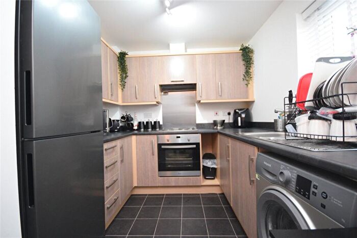 2 Bedroom Apartment To Rent In Boulevard Rise, Leeds, West Yorkshire, LS10