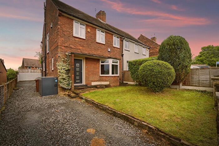 3 Bedroom Semi-Detached House For Sale In Cockshott Lane, Leeds, LS12