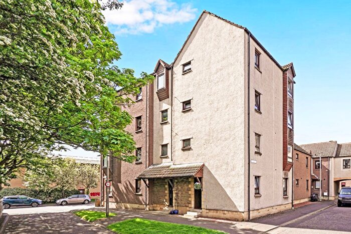 1 Bedroom Flat For Sale In Great Cannon Bank, Portobello, Edinburgh, EH15