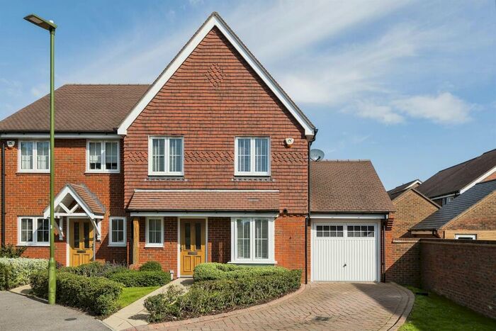 3 Bedroom Semi-Detached House For Sale In Stanhope Road, Pease Pottage, Crawley, RH11