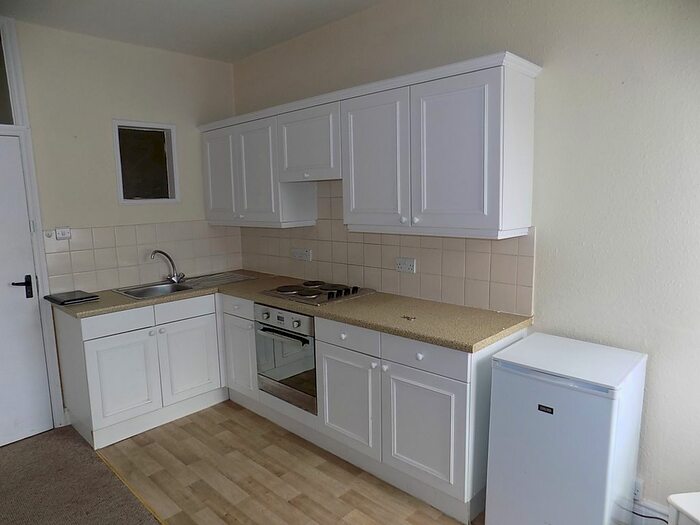 1 Bedroom Flat To Rent In Market Place, Ashbourne, Derbyshire, DE6