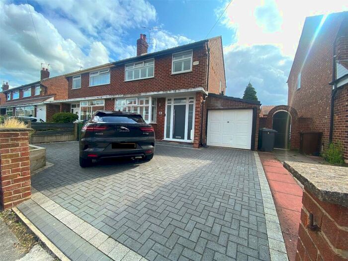 3 Bedroom Semi-Detached House To Rent In Radnor Avenue, Denton, Manchester, M34