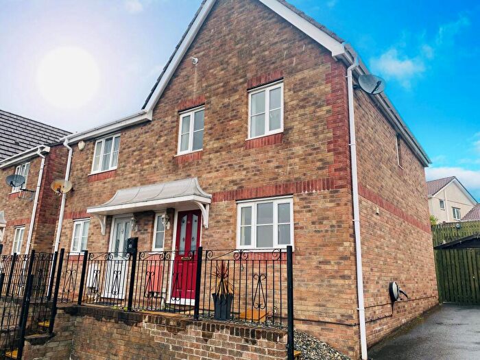 3 Bedroom House To Rent In Heol Barcud, Birchgrove, Swansea, SA7